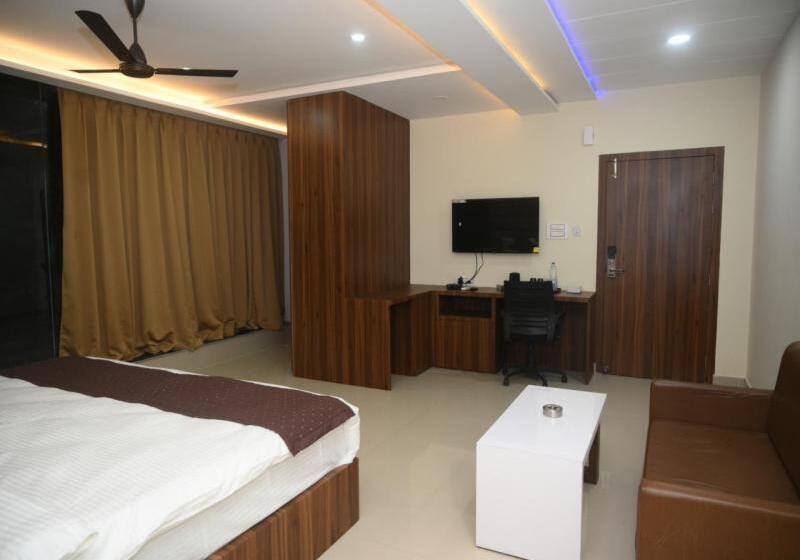 غرفة ديلوكس, Atithi Regency