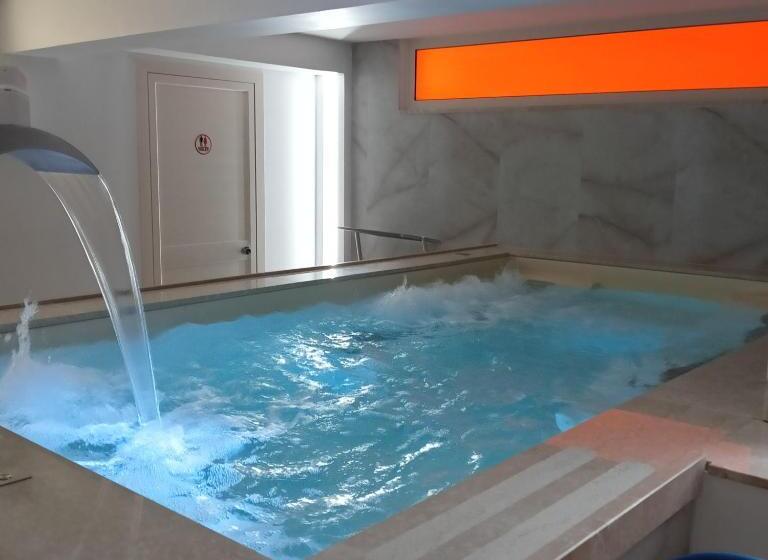 디럭스 룸, Mya Luxury Rooms And Wellness