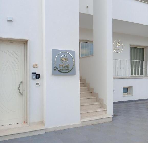 اتاق لوکس با تخت بزرگ, Mya Luxury Rooms And Wellness