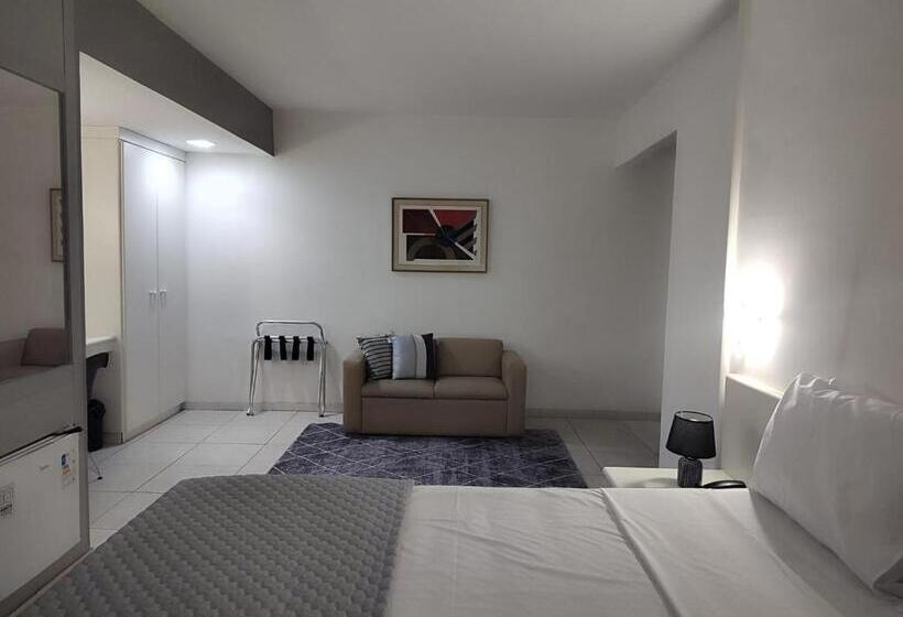 스탠다드 룸 킹사이즈 침대, Oscar Gold Savassi