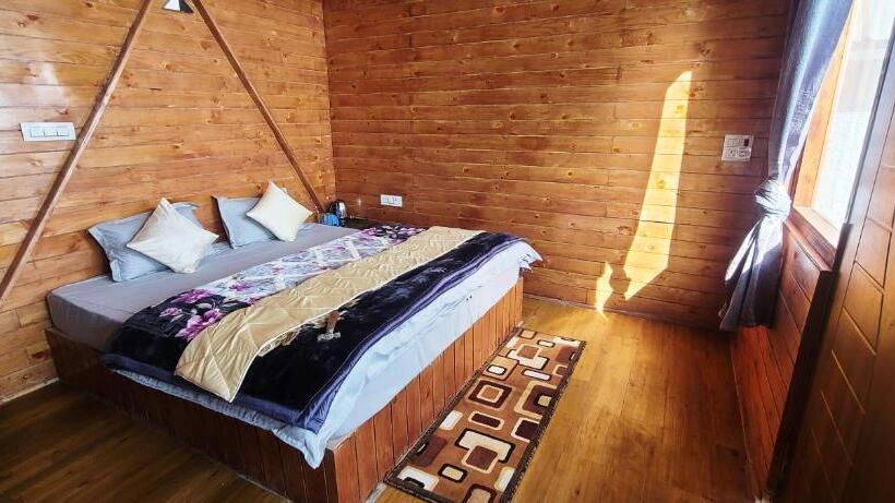 스탠다드 룸 산 전망, Snowind Cottages