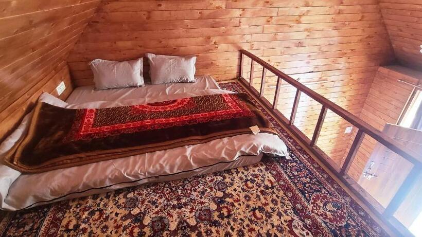 标准间带山景, Snowind Cottages