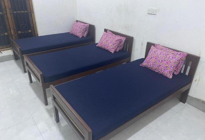 家庭间, Evr Home Stay