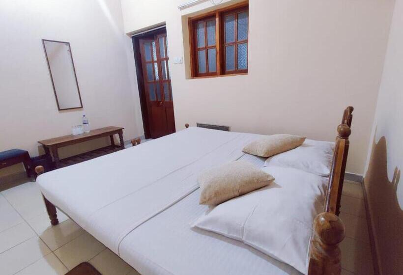 Номер Стандарт, Grand Colonial Viveka