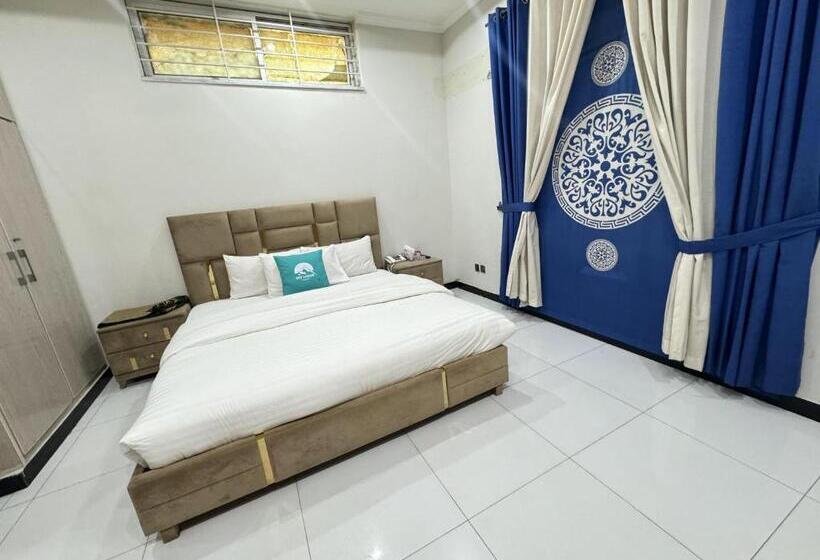 اتاق لوکس, Sky Lodge Guest House
