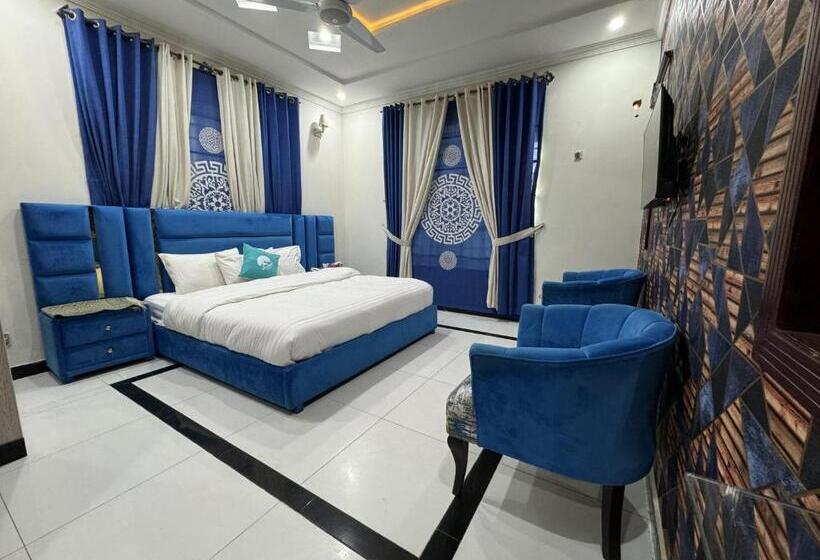 سوییت لوکس, Sky Lodge Guest House