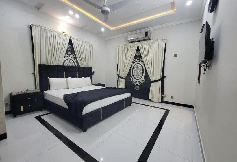 سوییت لوکس, Sky Lodge Guest House