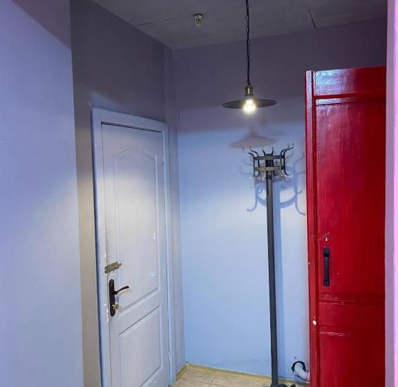 اتاق استاندارد, Guest House