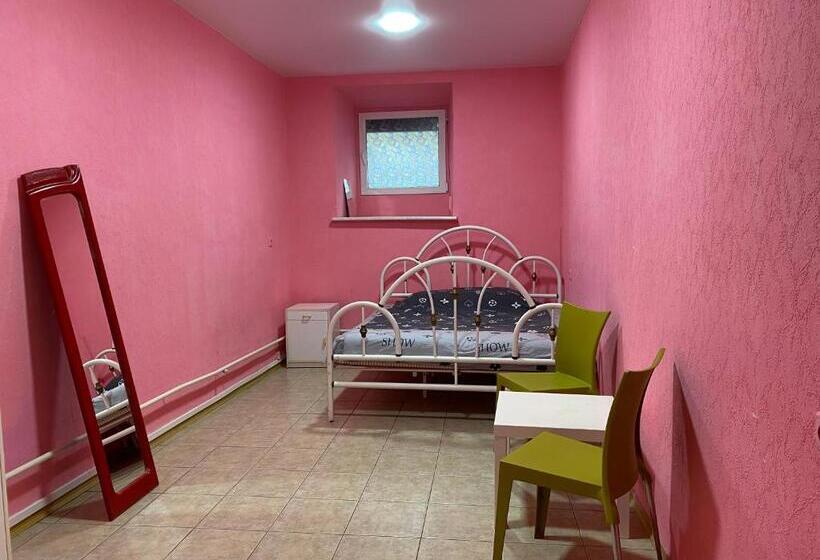 اتاق استاندارد, Guest House