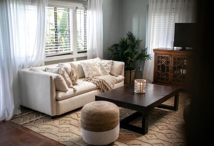 آپارتمان 1 خوابه با بالکن, Cruz Bay Tropical Condo