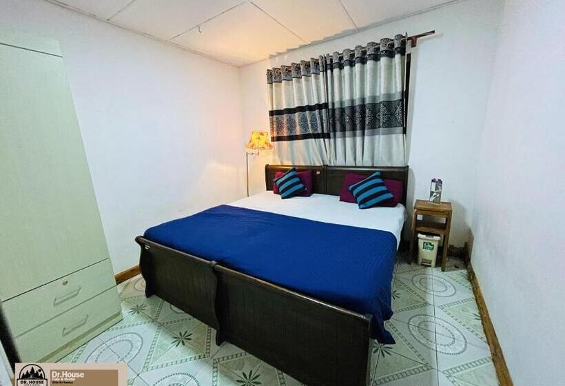 חדר סטנדרט, Dr House Ella   Hostel & Cafe