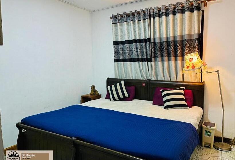 חדר סטנדרט, Dr House Ella   Hostel & Cafe