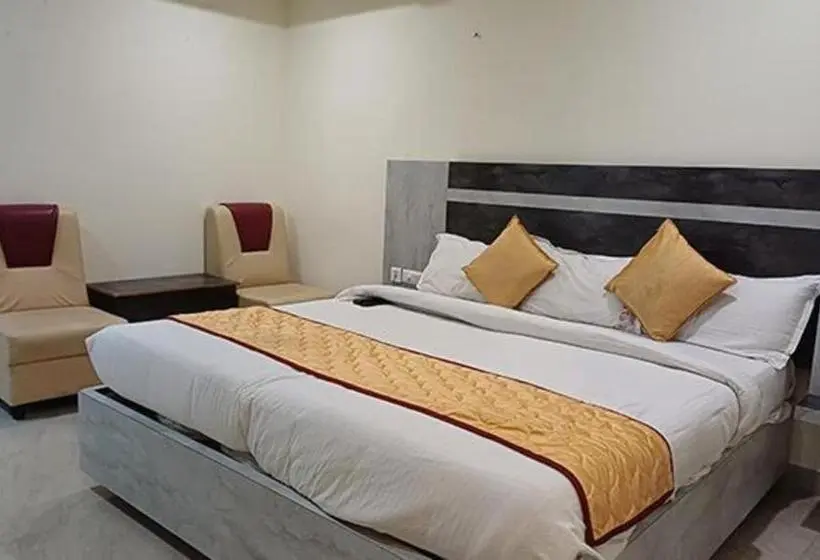 Deluxe-huone, Fabhotel Ambika Elite