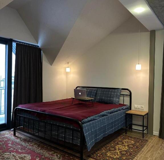 Номер Deluxe с Балконом, Herbs & Honey Boutique Hotel & Restaurant