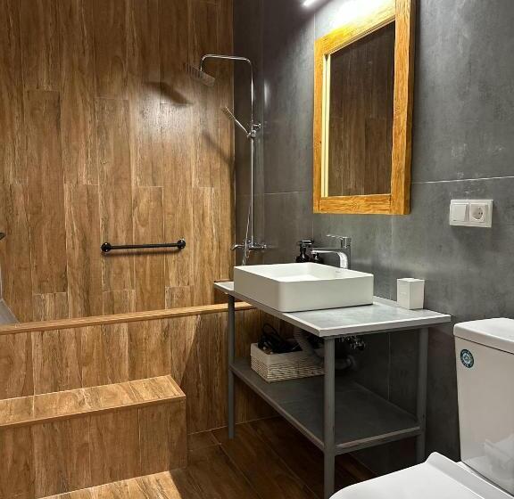 Люкс с Террасой, Herbs & Honey Boutique Hotel & Restaurant
