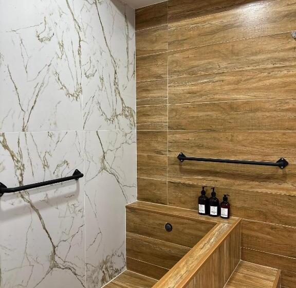 Люкс Дюплекс, Herbs & Honey Boutique Hotel & Restaurant