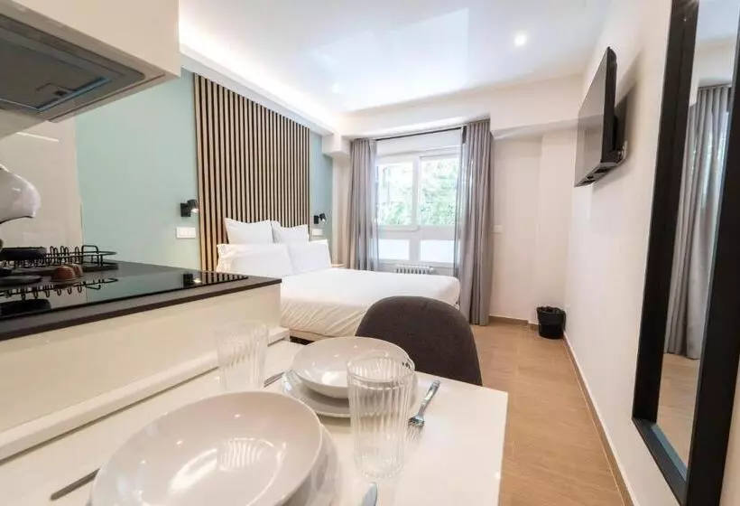 اتاق لوکس, I M Room Suites Nuevos Ministerios   Bernabeu Digital Access