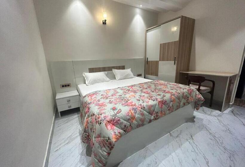 Номер Deluxe, Katani Inn