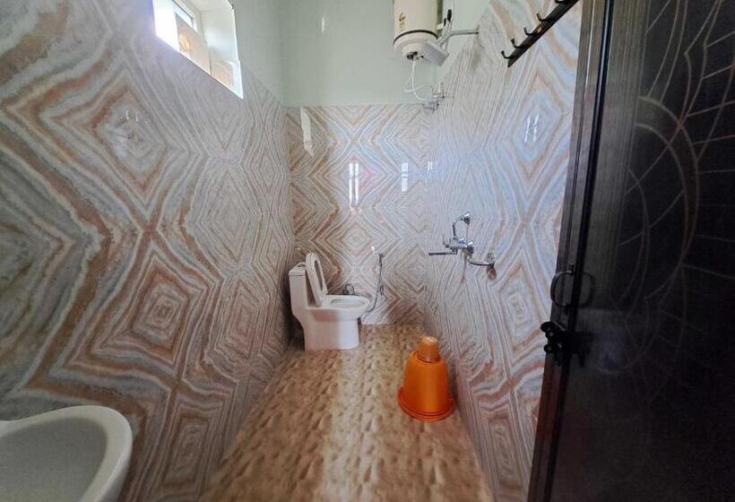 غرفة كلاسيكية ثلاثية, Heaven Inn Guest House & Restro