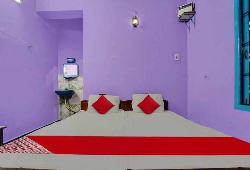 标准间, Oyo Sri Sivasakthi A/c Lodge
