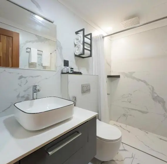 Superior-huone, The Habitat Suites