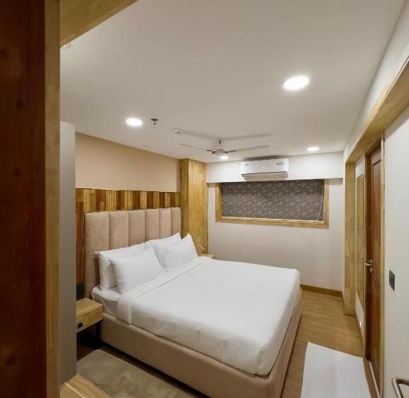 行政套房, The Habitat Suites