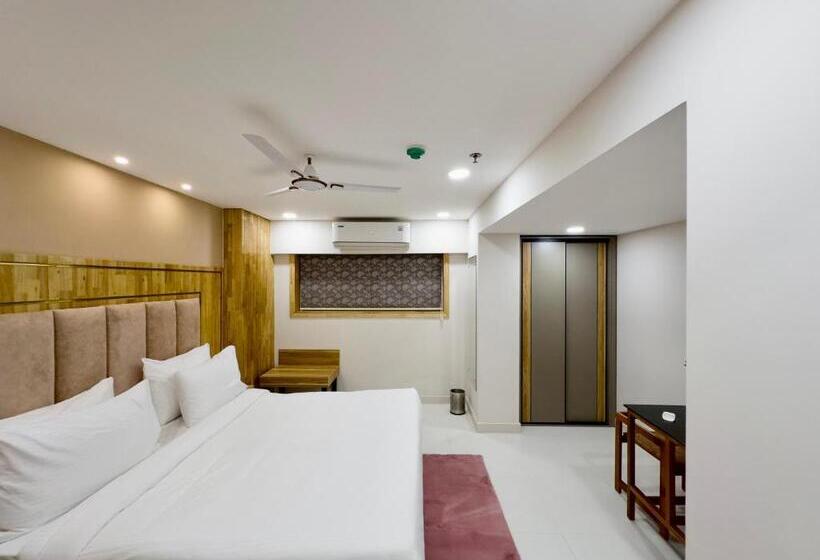 行政套房, The Habitat Suites