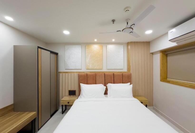 带2个卧室的套房, The Habitat Suites