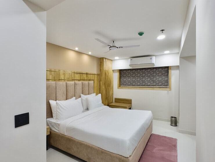 豪华房间, The Habitat Suites