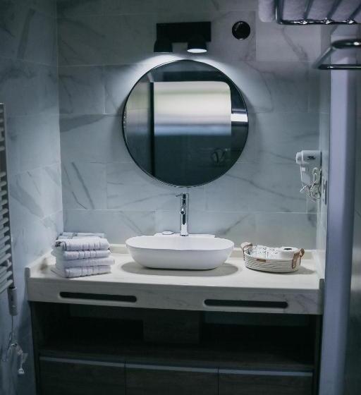 חדר פרמיום לארבעה, Vento