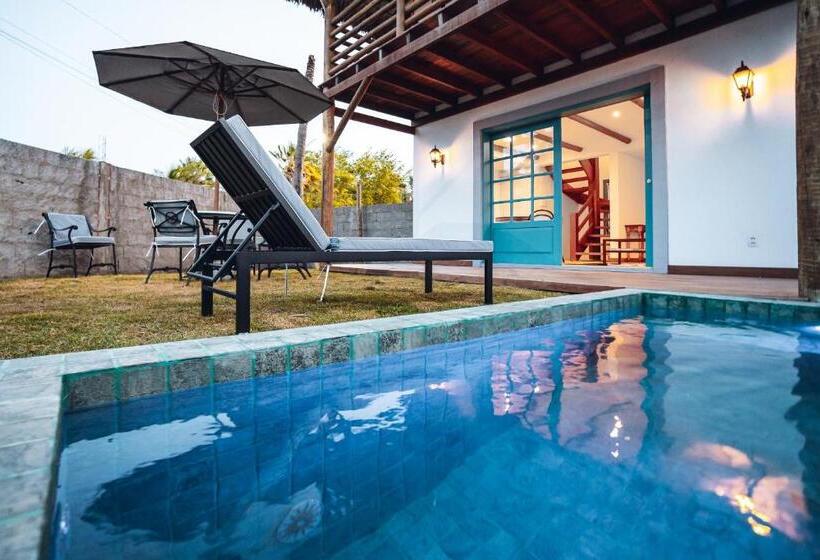 بنجلو عائلى, Villa Dos Poetas