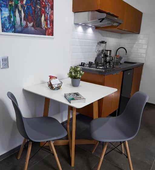 اتاق لوکس, Casa Cheljo