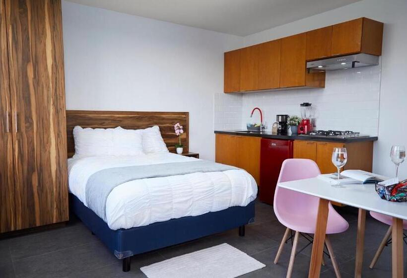 اتاق استاندارد با بالکن, Casa Cheljo