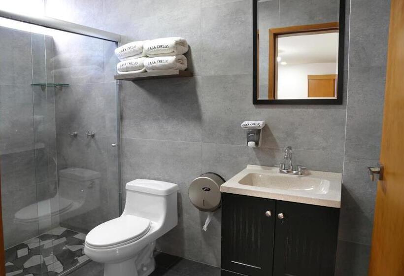 اتاق لوکس با بالکن, Casa Cheljo