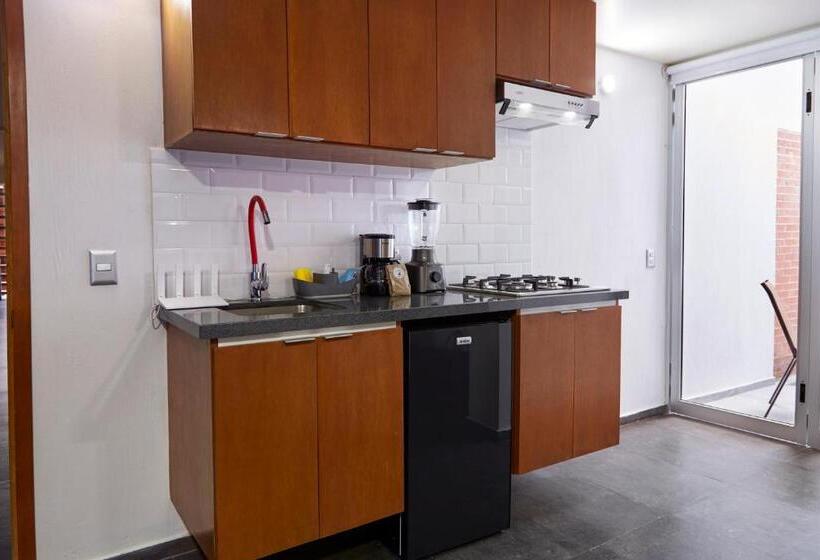 اتاق لوکس, Casa Cheljo