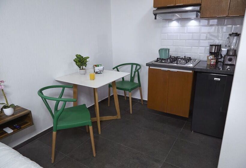 اتاق عادی, Casa Cheljo