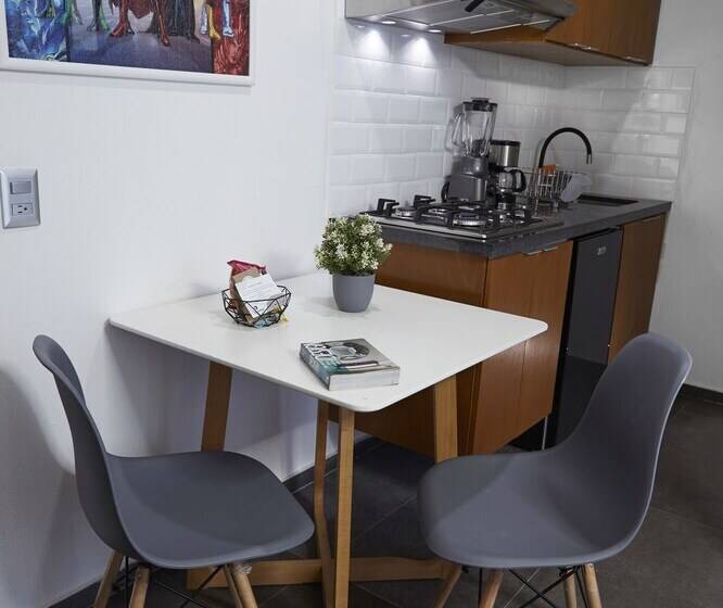 اتاق لوکس, Casa Cheljo