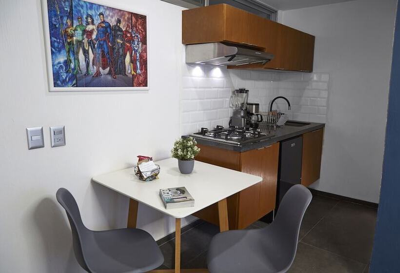 اتاق لوکس, Casa Cheljo