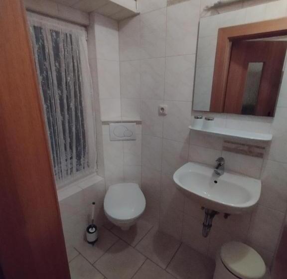 Номер Стандарт Трехместный, Pension Villa Brödel