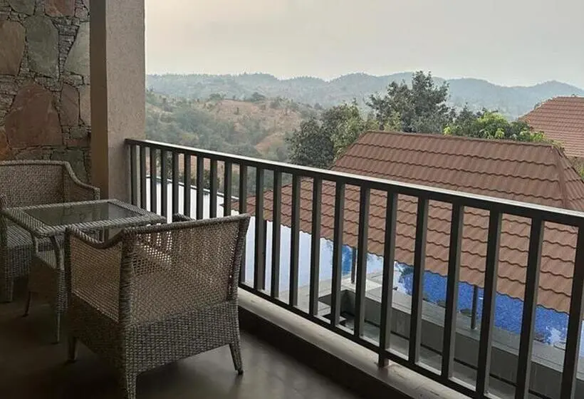 Standard-huone Allasnäkymä, Sajjan Bagh Resort Kumbhalgarh