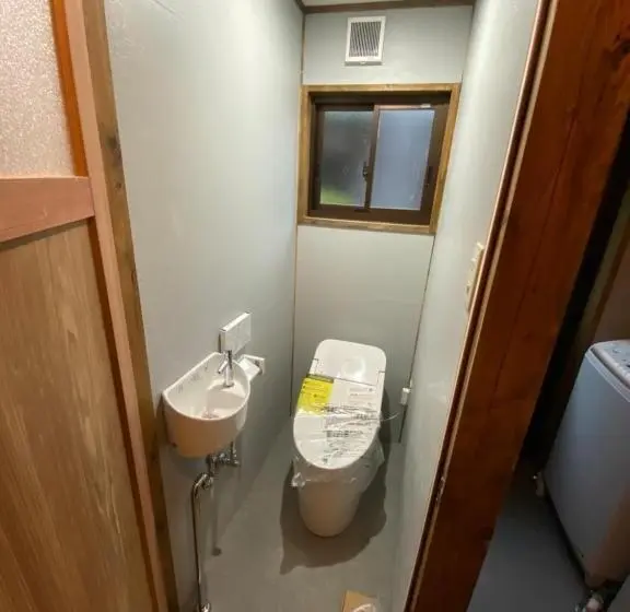 ルームシェアのワンベッド, Anakashico Hostel Kumano Kodo
