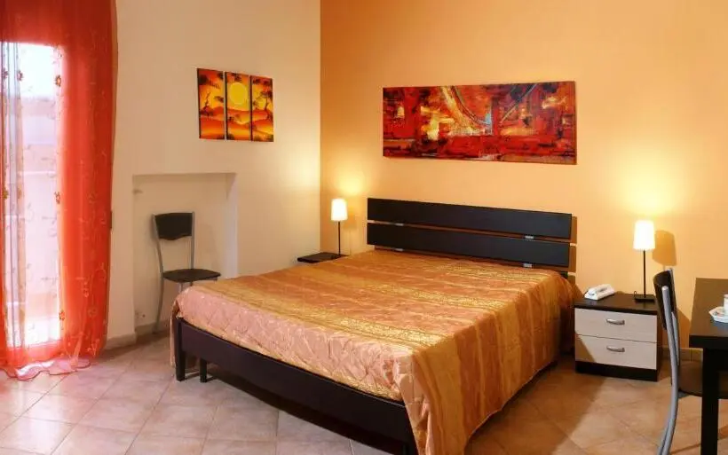 Classic Kolmen Hengen Huone, Casa Vacanze Le Regalie