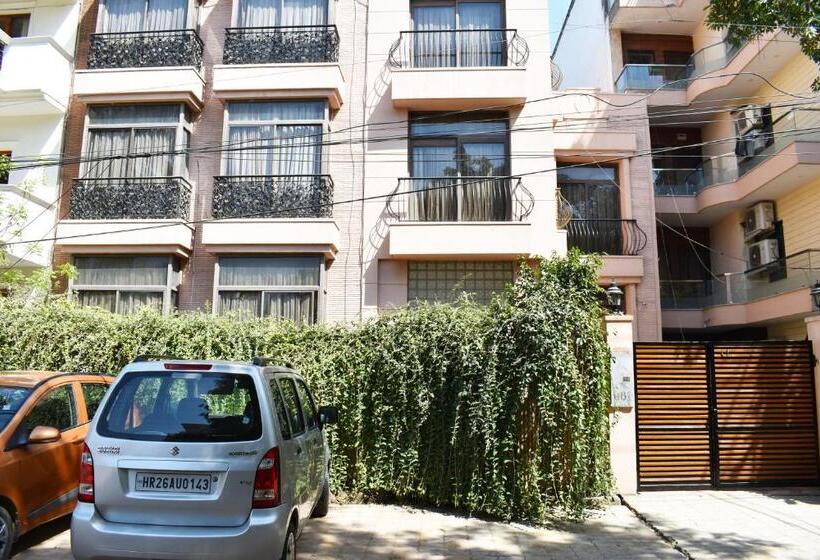 דירת חדר, Bedchambers Serviced Apartments, Sector 40