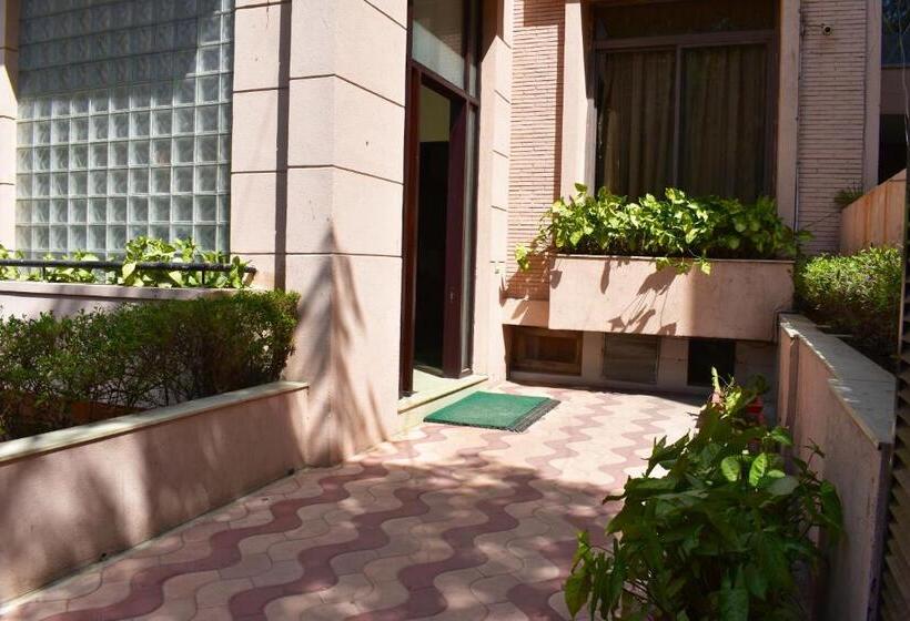 דירת חדר, Bedchambers Serviced Apartments, Sector 40