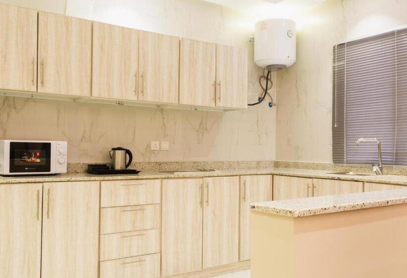 スイート(家族用), أجنحة بالم تري للشقق المخدومه