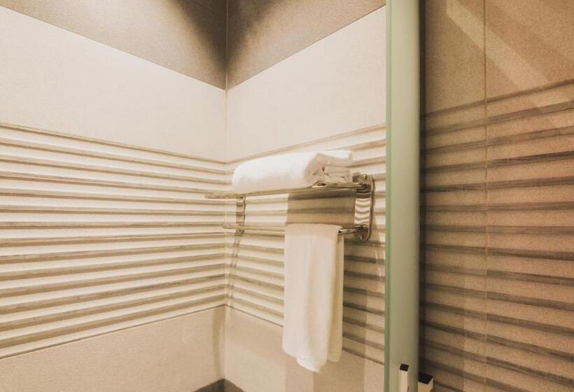 スイート(家族用), أجنحة بالم تري للشقق المخدومه