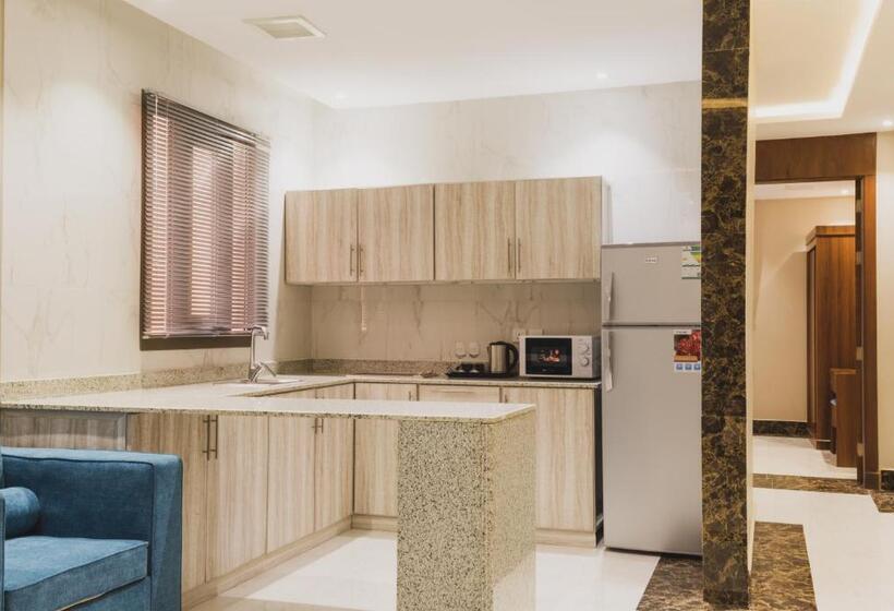 スイート(家族用), أجنحة بالم تري للشقق المخدومه