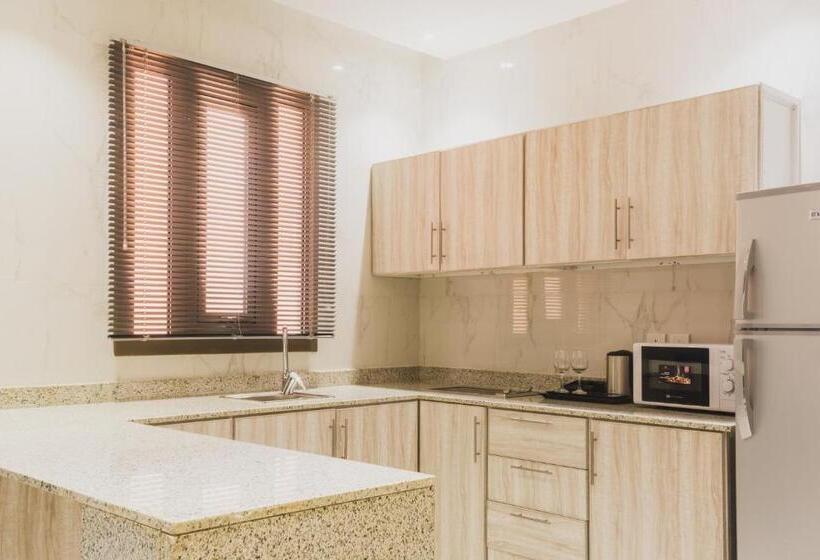 スイート(家族用), أجنحة بالم تري للشقق المخدومه