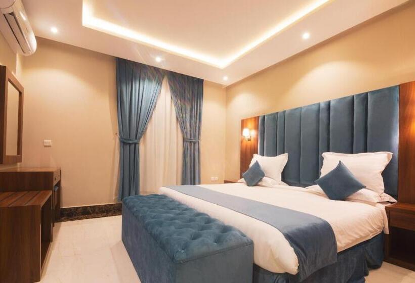 3ベッドルームスイート, أجنحة بالم تري للشقق المخدومه