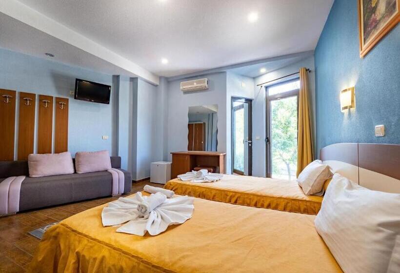 스탠다드 트리플 룸, Anca